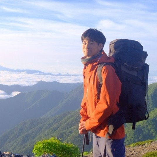 屋久島のガイド金子陽祐 (かねこ ようすけ)